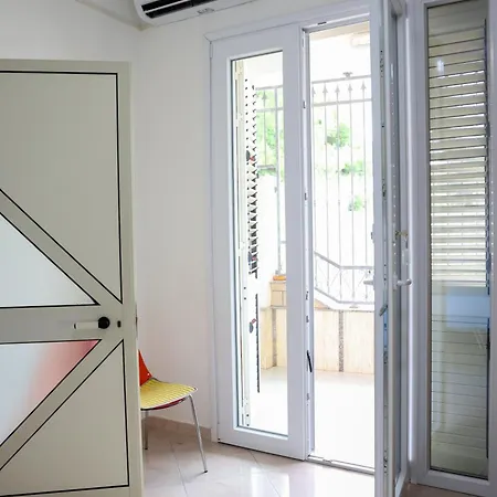 Comodo Con 3 Letto Apartament